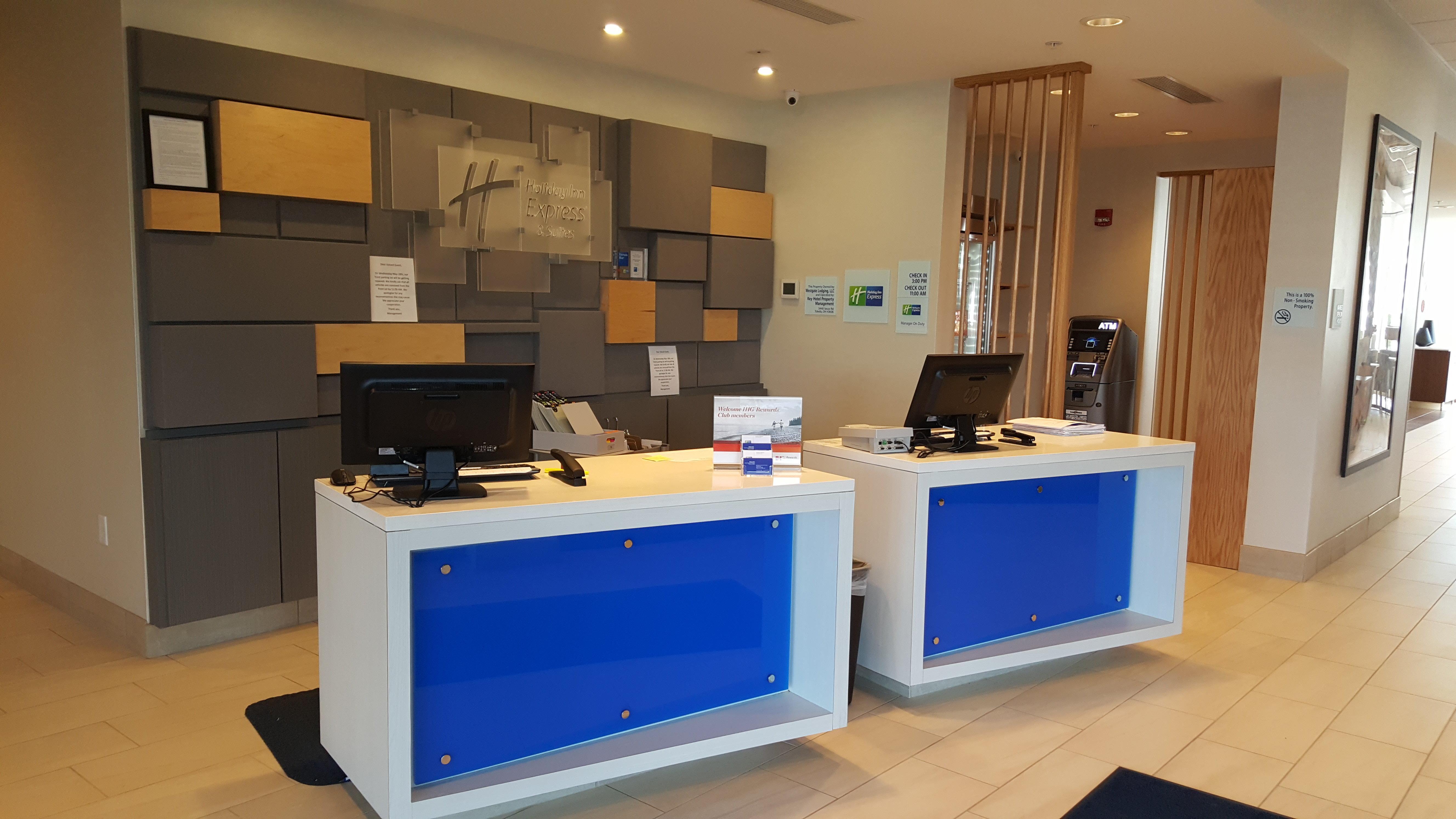 Holiday Inn Express & Suites Toledo West By Ihg Eksteriør billede