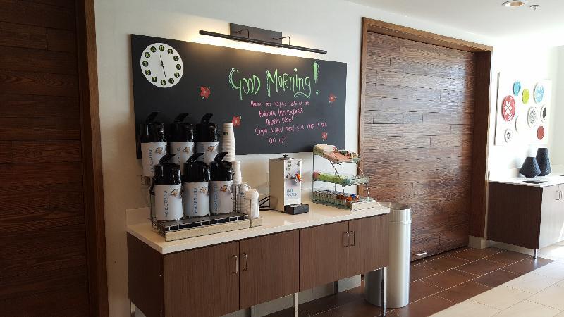 Holiday Inn Express & Suites Toledo West By Ihg Eksteriør billede